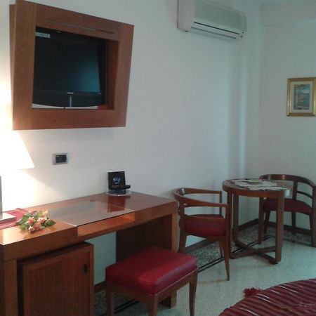 Hotel Nappo San Marzano sul Sarno Habitación foto