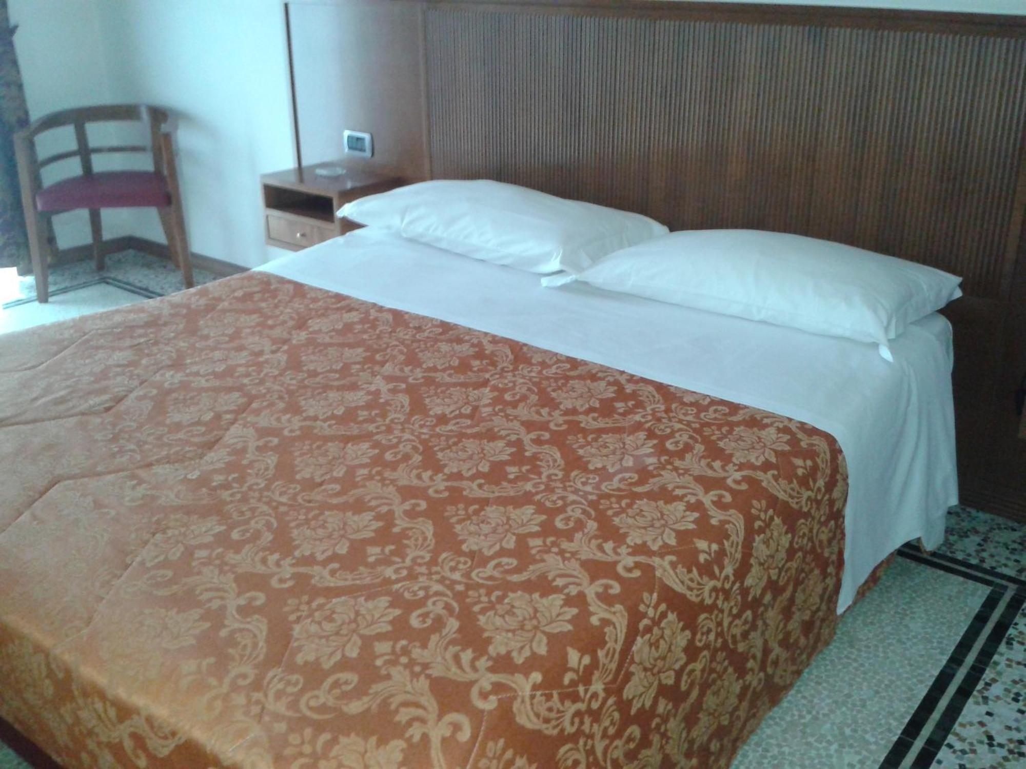 Hotel Nappo San Marzano sul Sarno Habitación foto