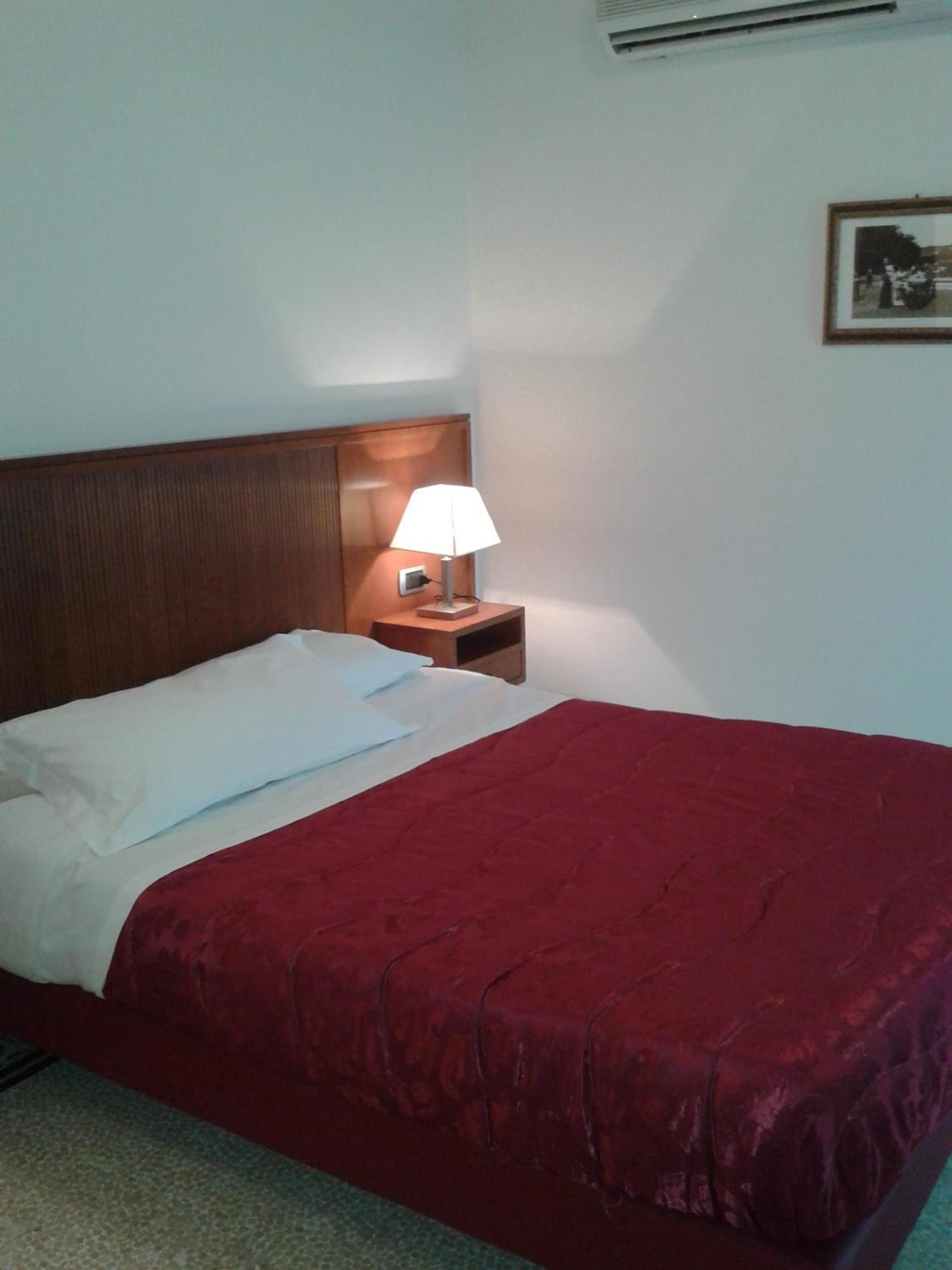 Hotel Nappo San Marzano sul Sarno Habitación foto